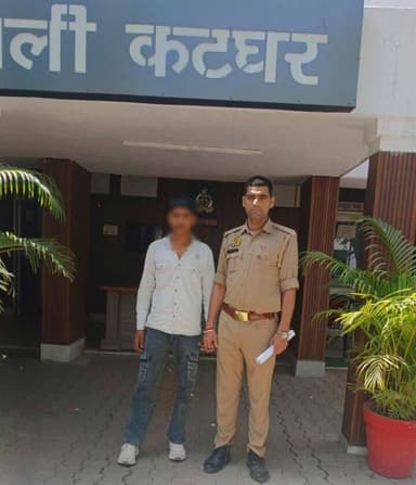 #SSP_MoradabadPolice @satpal_IPS के निर्देशानुसार,
➡️थाना कटघर – अवैध चरस के साथ अभियुक्त गिरफ्तार
➡️थाना कांठ – भैंस ...