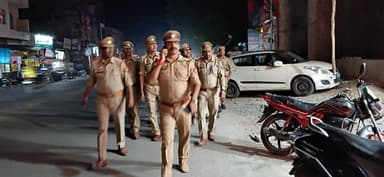 पुलिस अधीक्षक मैनपुरी के निर्देशन में मैनपुरी पुलिस द्वारा अपराध नियंत्रण, शांति/सुरक्षा एवं कानून व्यवस्था तथा जनमानस म...