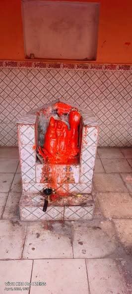 हमीरपुर - हनुमान जन्मोत्सव पर भक्तों ने हनुमान जी के मंदिर में की पूजा अर्चना
मौदहा हमीरपुर - हनुमान जन्मोत्सव पर ग्राम...