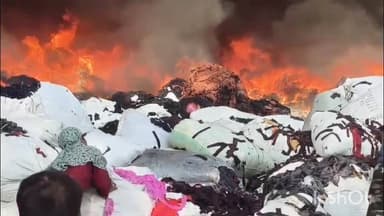 गांव छाजपुर के पास वुलन मील में अचानक लगी भीषण आग में मशीने और धागा सहित काफी मात्रा में सामान जल कर हुआ राख ।
़ गांव ...