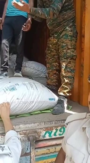 औरंगाबाद में उत्पाद विभाग ने एक बड़ी कार्रवाई करते हुए एक कंटेनर से 3866 किलो डोडा अफीम बरामद की है, जिसकी अंतरराष्ट्रीय...