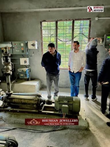 #चौपाल :- लिंगज़ार पंचायत में उठाऊँ पेयजल योजना का निरीक्षण करने पहुंचे अधिशासी अभियंता जलशक्ति विभाग रजनीश वर्मा..बीस द...