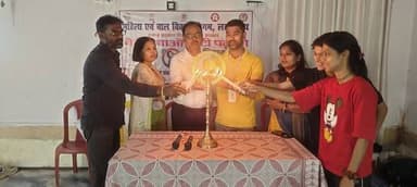 महिला एवं बाल विकास निगम, लखीसराय के तत्वावधान में व संकल्प हब फॉर एंपावरमेंट ऑफ वीमेन के सहयोग से ''सखी वार्ता'' सह ''ब...