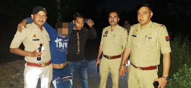 थाना छपार पुलिस द्वारा दौराने पुलिस मुठभेड़ अपनी 02 नाबालिग पुत्रियों के साथ गलत कार्य वाले 01 अभियुक्त को किया गया घायल...