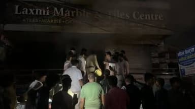 मेमको मोड़ के पास मार्बल दुकान में लगी आग, दमकल की टीम मौके पर पहुंची!
#धनबाद: #मेमको_मोड़ के पास लक्ष्मी मार्बल एंड टा...