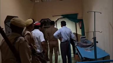 मधुबन में अवैध अस्पतालों पर स्वास्थ्य विभाग की छापेमारी, तीन अस्पताल सील
#MAU #maunews
मधुबन तहसील क्षेत्र में अवैध रू...