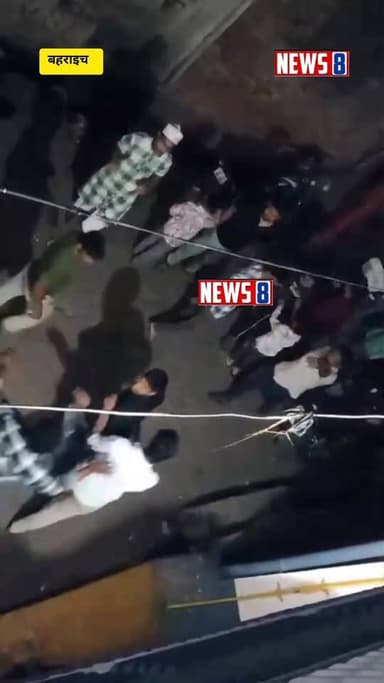 Bahraich शहर के बीचो-बीच थाना दरगाह क्षेत्र के मंसूरगंज में आपसी लड़ाई में चले,,? @viralvideo
#fblifestylechallenge #anu...