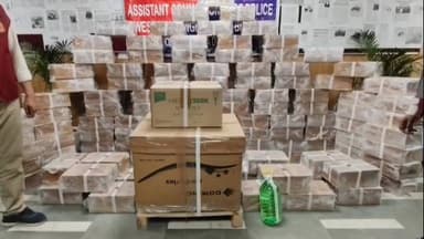 शाहदरा: एक्सपायर सामान की मैन्युफैक्चरिंग डेट बदलकर बेचने वाले गिरोह का भंडाफोड़