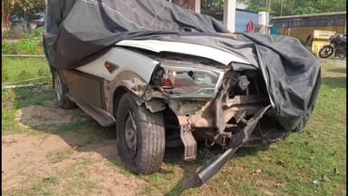 चास: सेक्टर 4 BGH के पास डिवाइडर पर चढ़ी अनियंत्रित स्कॉर्पियो, चालक की मौत, कई घायल