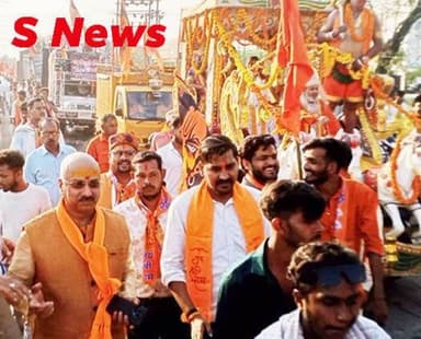 भगवान हनुमान जी के जन्मोत्सव पर बैढ़न में निकाली गई विशाला शोभा यात्रा, हजारों की संख्या में शामिल हुये हनुमान भक्त
----:...