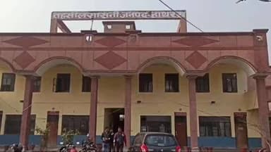 सासनी: शराब पीकर झगड़ा करने वाले 1 अभियुक्त और मोहल्ले के लोगों से झगड़ा करने वाले दूसरे अभियुक्त को किया गिरफ्तार