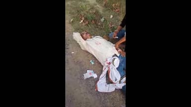 मोठ: मोठ क्षेत्र में सड़क पर छोड़े गए गड्ढे के कारण हुआ हादसा, बाइक सवार गिरकर घायल, लापरवाही उजागर