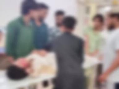 फतेहपुर: सदर के नऊवाबाग के समीप अनियंत्रित बाइक सवार गिरकर गंभीर रूप से घायल, अस्पताल में भर्ती