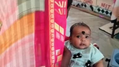 देवीपुर: भोजपुर: आंगनबाड़ी केंद्र में बच्चों को लगाया गया टीका