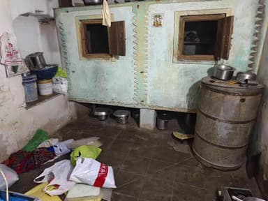 हमीरगढ़: दिनदहाड़े दो सूने मकानों में चोरी, ताले तोड़कर लाखों के गहने और नकदी पार, करीब ₹12 लाख का नुकसान