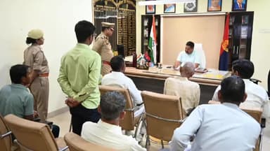 आज़मगढ़: DIG सुनील सिंह ने मऊ बलिया से आए फरियादियों की समस्याओं को सुना, सख्ती से त्वरित निस्तारण का दिया आदेश