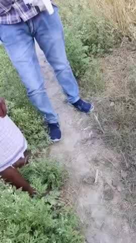 आज़मगढ़: जहानागंज में संविदा कर्मचारियों को जान से मारने की धमकी देने का वीडियो वायरल, पुलिस बुलाने पर मनबढ़ थाने नहीं पहुंचा