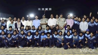 बास्तानार: खेलो इंडिया ट्राइबल गेम्स में कमिश्नर, आईजी, कलेक्टर और एसपी ने बस्तर के खिलाड़ियों का बढ़ाया उत्साह