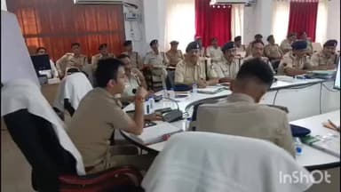 गुलाबगंज: मासिक अपराध समीक्षा बैठक में SP ने विदिशा, गुलाबगंज, ग्यारसपुर, बासौदा के TI सहित सभी SDOP को निर्देश दिए