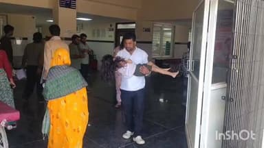 गुना नगर: गुना बाईपास पर ओंकारेश्वर से लौट रहे श्रद्धालुओं की कार दुर्घटनाग्रस्त, एक महिला की मौत, पांच घायल