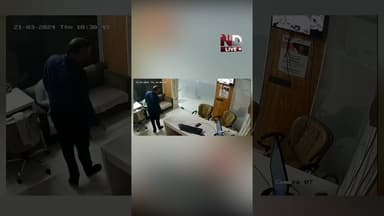 खैरात बाबा की क्या गलती जब खैरात फ्री में मिल रही तो लेगा नाबे 🤣#ashokkharat #rupalichakankar