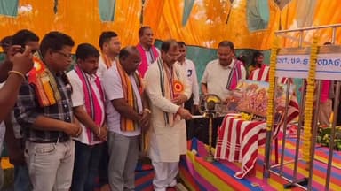 ପାଲଲହଡା: ପୋଡ଼ାଗଡ ପ୍ରାଥମିକ ବିଦ୍ୟାଳୟରେ ପ୍ରବେଶ ଉତ୍ସବ ଓ ଖଡ଼ି ଛୁଆଁ କାର୍ଯ୍ଯକ୍ରମରେ ଯୋଗ ଦେଲେ ବିଧାୟକ ଅଶୋକ ମହାନ୍ତି