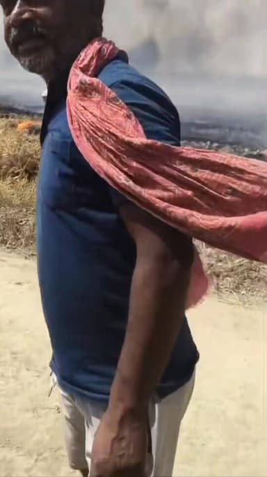 परबत्ता: नयागांव बरबीघी दियारा में गेहूं खेत में लगी भीषण आग, कई बीघा खेत का गेहूं जल कर हुई राख...