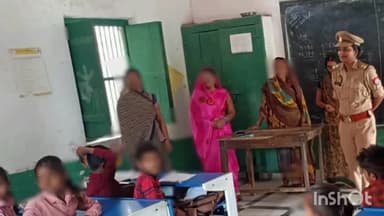 निचलौल: कोठीभार में मिशन शक्ति और एंटी रोमियो टीम का जागरूकता अभियान, महिलाओं को सुरक्षा के प्रति किया गया जागरूक