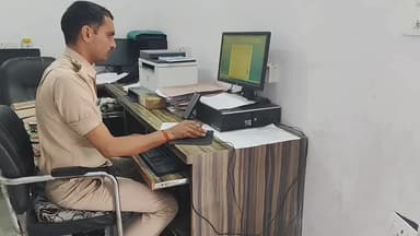 राजगढ़: राजगढ में ईदगाह के पास सट्टा खाईवाली करते हुए राजगढ थाना पुलिस ने एक युवक को किया गिरफ्तार, नगद रुपए व पर्ची जब्त