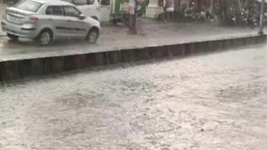 అదిలాబాద్ అర్బన్: ఆదిలాబాద్ జిల్లా కేంద్రంలో వర్షం