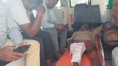 #रसूलाबाद ट्रैक्टर की टक्कर से 3 घायल, सीएचसी में उपचार के बाद हालत गंभीर होने के चलते हैलट रेफर