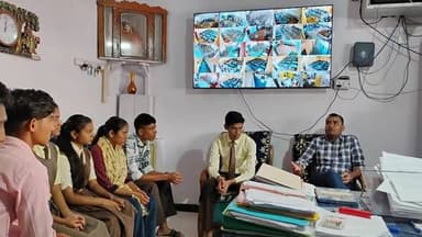 ➡️ ‘भविष्य से भेंट’ कार्यक्रम में अधिकारियों ने बच्चों को सिखाए सफलता के सूत्र
मध्य प्रदेश शासन के महत्वाकांक्षी ‘स्कूल...