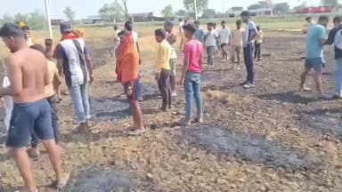 तारापुर: शॉर्ट सर्किट से भीषण आग: किसान की सालभर की मेहनत राख, मुआवजे की मांग उठी