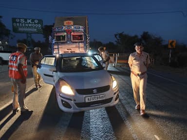 *आज की सख्ती… कल की सुरक्षा*
*आज शाम 06:00 से 09:00 बजे के बीच*,
जिला डीडवाना–कुचामन की सड़कों पर सिर्फ गाड़ियाँ नहीं…
...