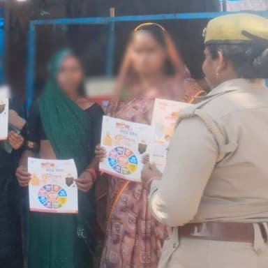 मिशन शक्ति फेज-05 अभियान के तहत थाना माखी की मिशन शक्ति टीम द्वारा भ्रमणशील रहते हुए महिलाओं/बालिकाओं को नारी सशक्तिकरण,...