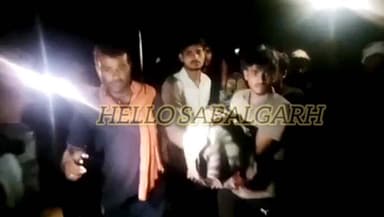 ट्रैक्टर-ट्रॉली हादसे में किसान की मौत----
#सबलगढ़ के बातेंड़ गांव में दर्दनाक हादसा सामने आया है, जहां ट्रैक्टर-ट्रॉली ...