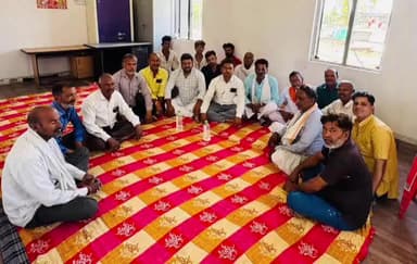 इछावर: जिले के अहमदपुर में बीजेपी मंडल की बैठक आयोजित, स्थापना दिवस पर कार्यकर्ता व पदाधिकारी हुए शामिल