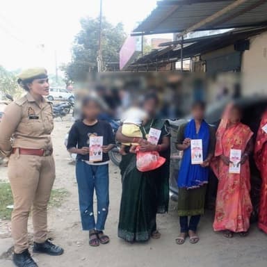 मिशन शक्ति फेज-05 अभियान के तहत थाना दही की मिशन शक्ति टीम द्वारा भ्रमणशील रहते हुए महिलाओं/बालिकाओं को नारी सशक्तिकरण, ...