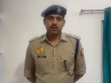 #SaharanpurPolice
#बाईट
➡️सोशल मीडिया के माध्यम से एक वीडियो संज्ञान मे आया है जिसमे पुलिस खनन के वाहनो को चैक करती दि...