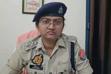 #SP_Mirzapur #अपर्णा_रजत_कौशिक के निर्देशन में थाना चुनार व जमालपुर पुलिस टीम द्वारा गो-तस्करी के अभियोग में वांछित/फरार...