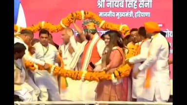 क्या था ये,माला नहीं चाहती थी कि वो किसी की इज्जत करे और फिर क्या हो गया?
#loveindianews #viralreelsシ #viralpost #harya...