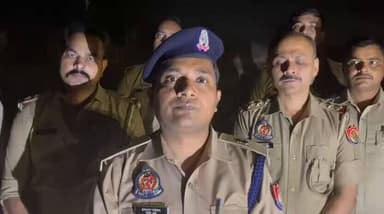 #Kanpurdehatpolice दिनांक 13/03/2026 को थाना भोगनीपुर क्षेत्रान्तर्गत बाइक सवार दम्पत्ति के साथ झपटमारी की घटना कारित कर...