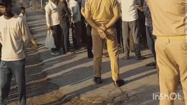 मोहम्मदी: सड़क पर मिला युवक का शव, क्षेत्र में फैली सनसनी