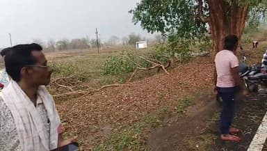 ପାଟଣାଗଡ଼ ରାସ୍ତା ପାଢ଼େଲ #କରା_ମାଡ଼
@highlight #follower #everyone
#PadampurTv