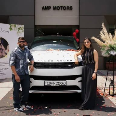 पहलवान Bajrang Punia ने ओलंपियन पत्नी Sangeeta Phogat को गिफ्ट की Range Rover, सोशल मीडिया पर शेयर किया खास पल