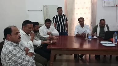 सेगांव: 8 हजार की रिश्वतखोरी: लोकायुक्त ने राजपुर BEO बाबू को अपने जाल में फंसाया #राजपुर #लोकायुक्तकार्यवाही #छापामारकार्यवाही