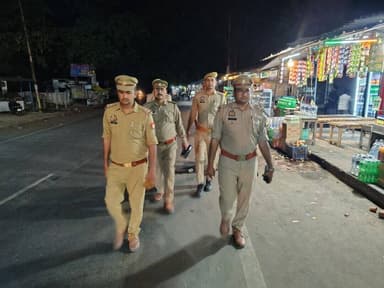 #SP_RBL @Ravi_KumarIPS के निर्देशन में थाना गुरुबक्शगंज पुलिस टीम द्वारा थाना क्षेत्र अन्तर्गत शांति एवं कानून व्यवस्था ...