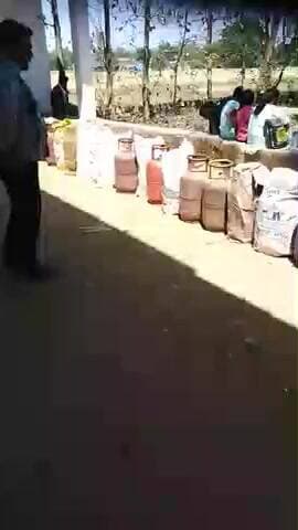 गैस आनलाइन बुकिंग के बाद भी सहीसमय पर नही मिलपा रहा उपभोक्ता को सिलेण्डर