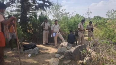 जमुई: कुंदर ब्राज के पास प्रतापपुर इलाके में बालू से ढका मिला सिर कटा महिला का शव, इलाके में फैली सनसनी, पुलिस जांच में जुटी