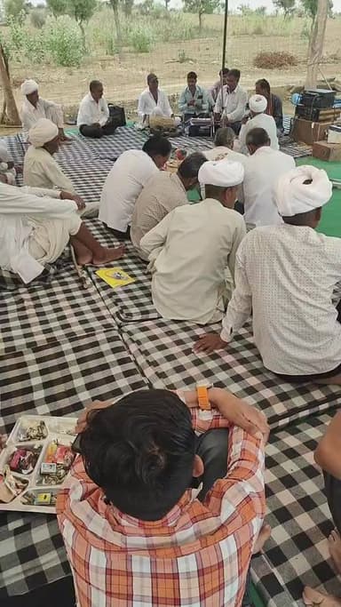 आज के सत्संग कार्यक्रम में भंवर जी भलानी द्वारा भजन